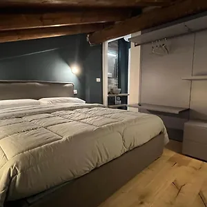 Apartment Dimora Santa Lucia, Bologna