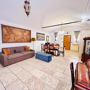 Apartment Loft Mirasole, Bologna